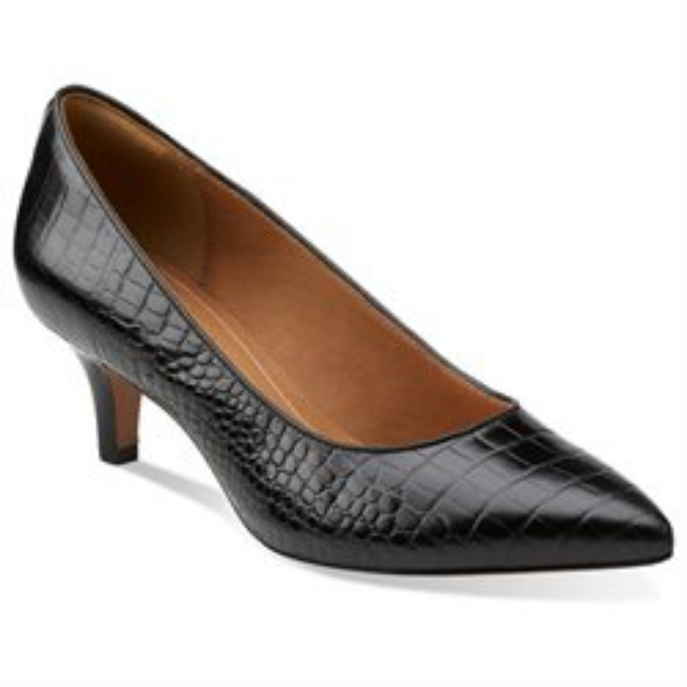 NWT Clarks Black Sage Copper Kitten heel Pumps